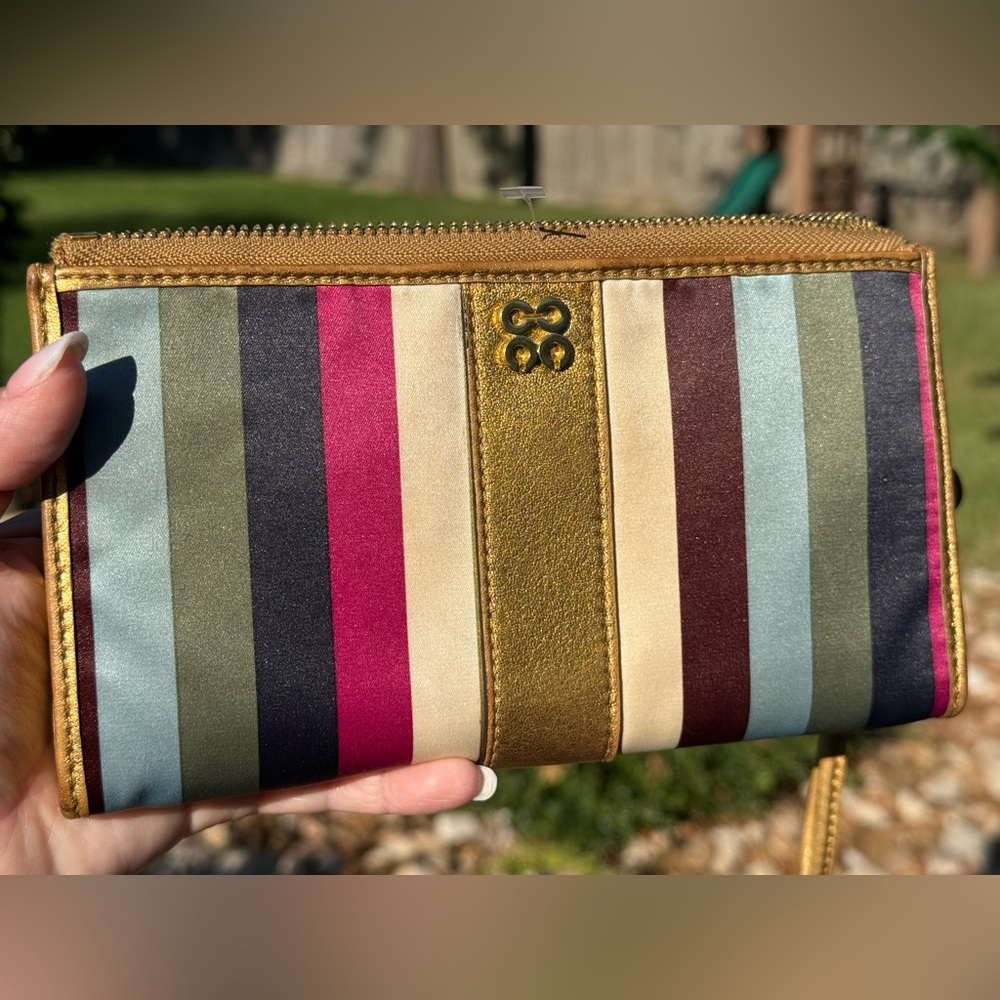 COACH Julia Multicolor Legacy striped zip around wristlet Gold Colorful 7”x4”EUC - Picture 13 of 16